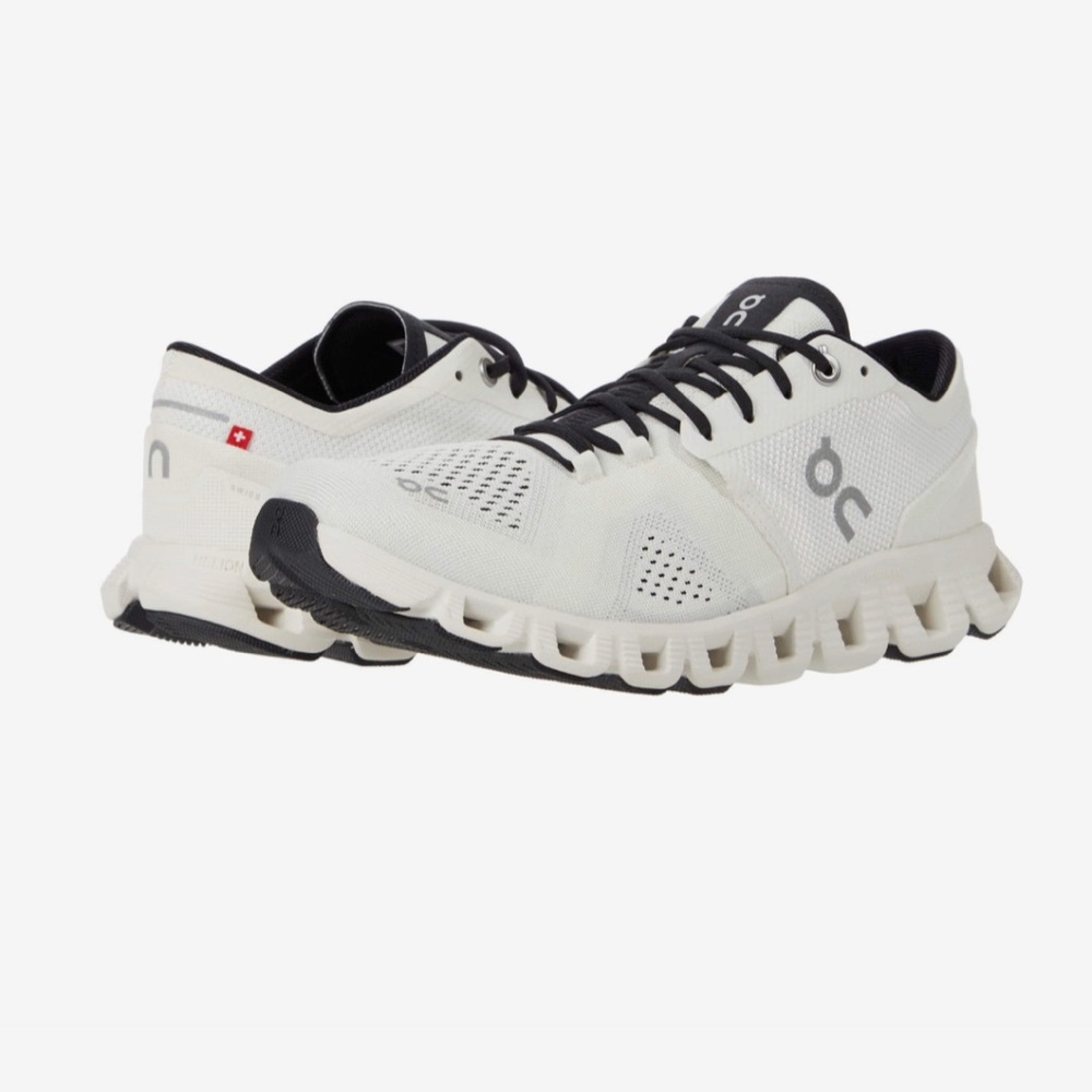 On Cloud Running Sneakers
Cloud X